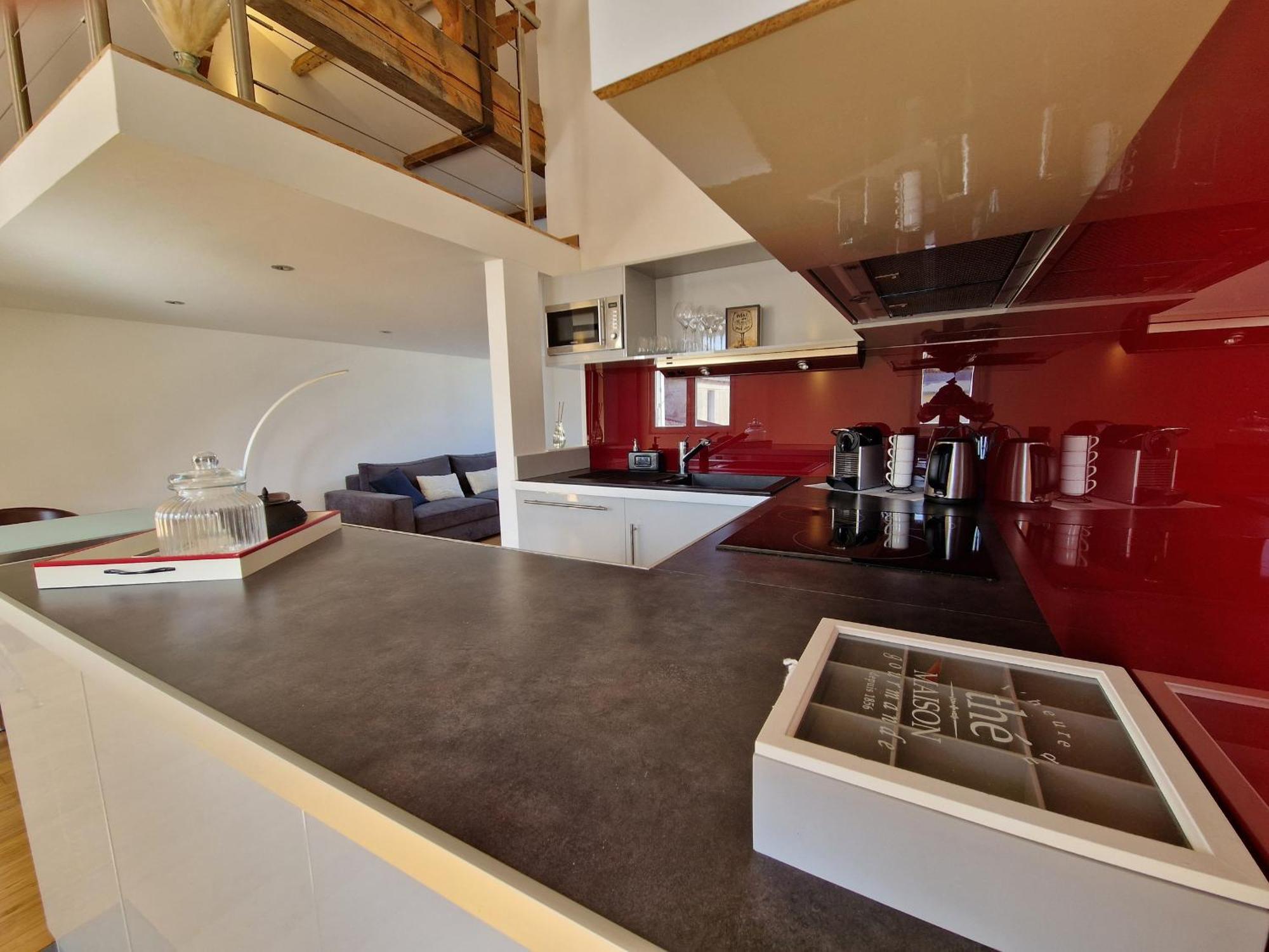 Loft 4 Pers Centre Chatelaillon-plage, A Deux Pas De La Et Du Casino, Wi-fi Inclus - Fr-1-706-26 *